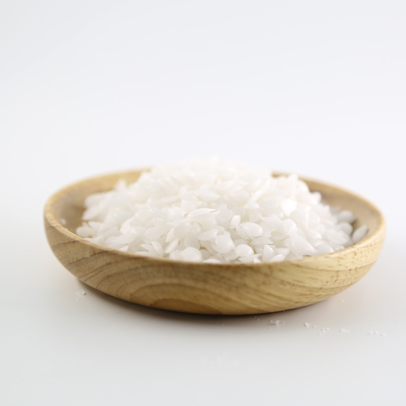70 กลั่นอย่างเต็มที่เม็ดสีขาวอาหารเกรดสารเคลือบจุลภาคขี้ผึ้ง microcrystalline สำหรับอาหารชั้นป้องกันสารต้านอนุมูลอิสระ